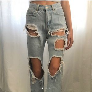 Brandy Melville Mom Jeans 27” Ripped